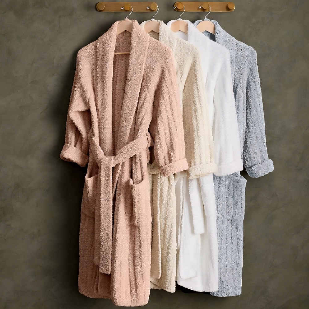 Cozy Ribbed Cream/Tan Robe with Pockets - Picture 3 of 4
